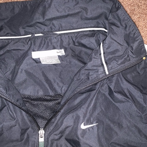 VINTAGE NIKE Windbreaker - Picture 3 of 4